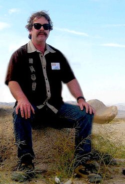 A photo of Adam Gorightly from his Amazon author page.